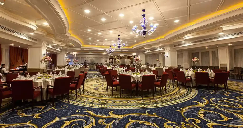 رستوران هتل اسپیناس پالاس تهران