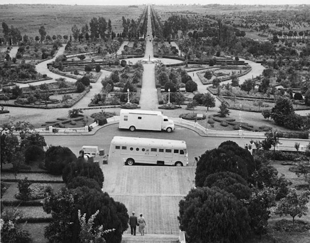 از کازینو پهلوی به سمت معلم انقلاب اسلامی