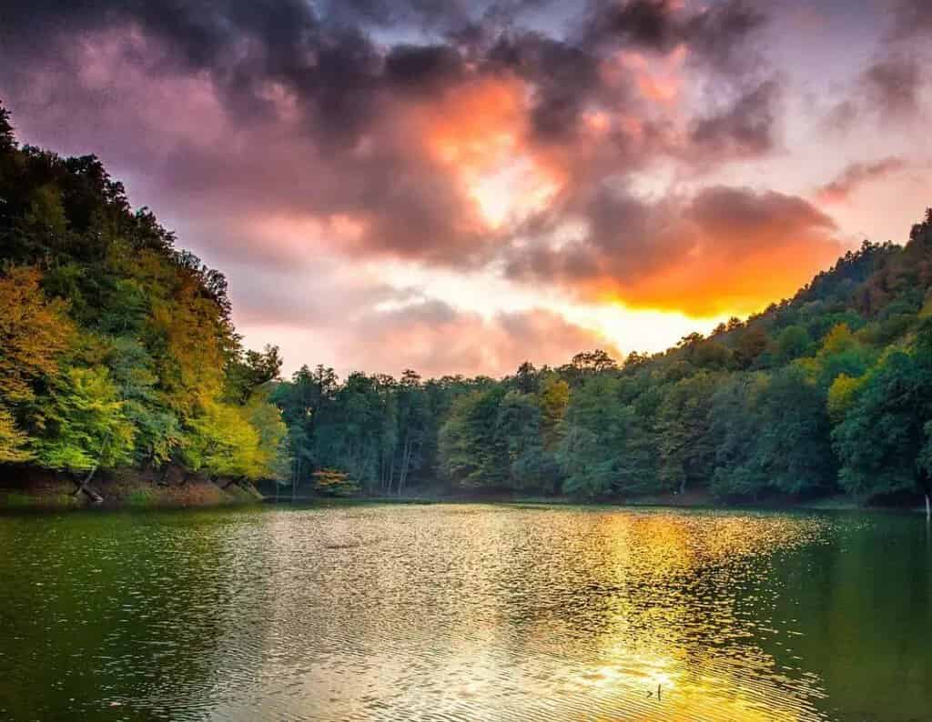 دریاچه چورت