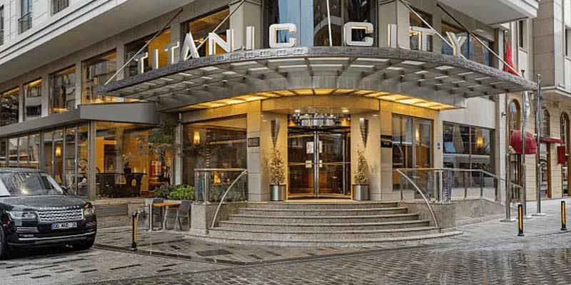 هتل تایتانیک سیتی تکسیم استانبول